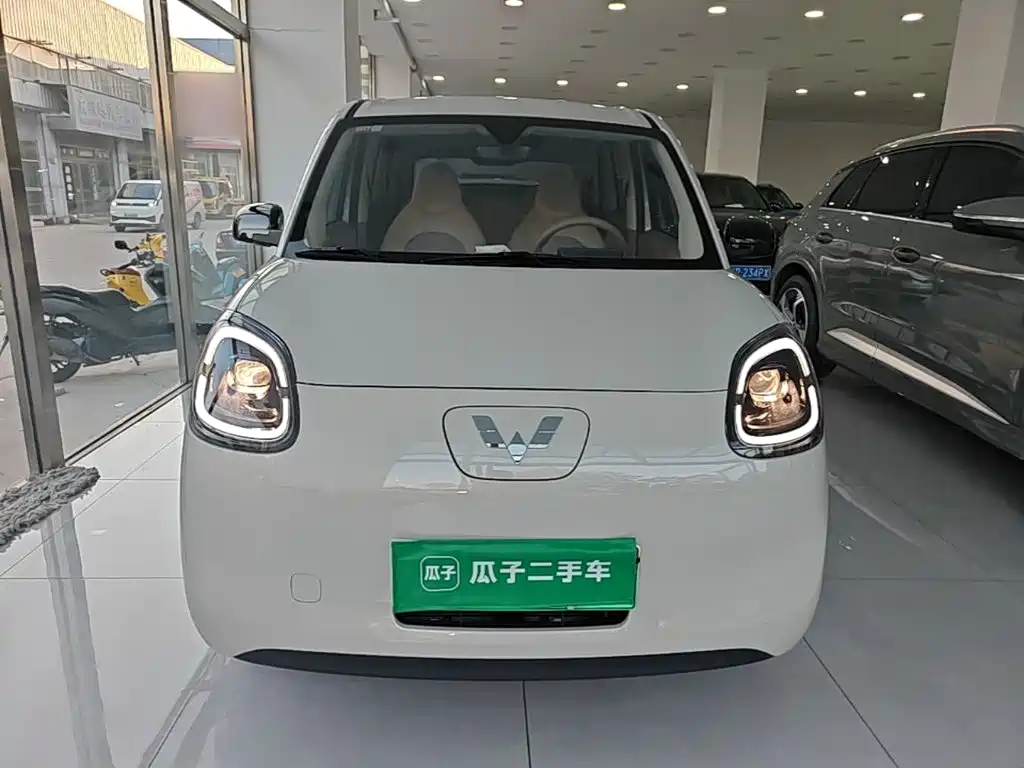 Wuling MINIEV — миниатюра 3