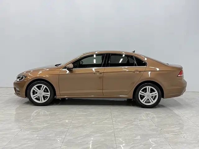 Volkswagen Lamando — миниатюра 2