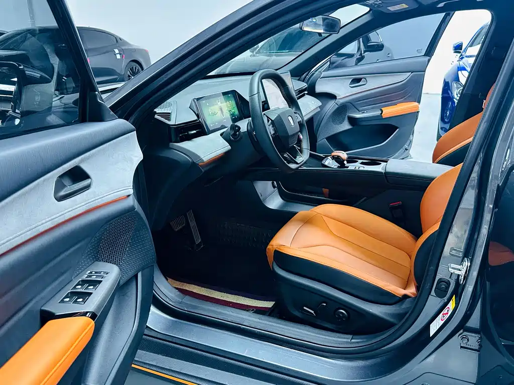 Changan UNI-V — миниатюра 4