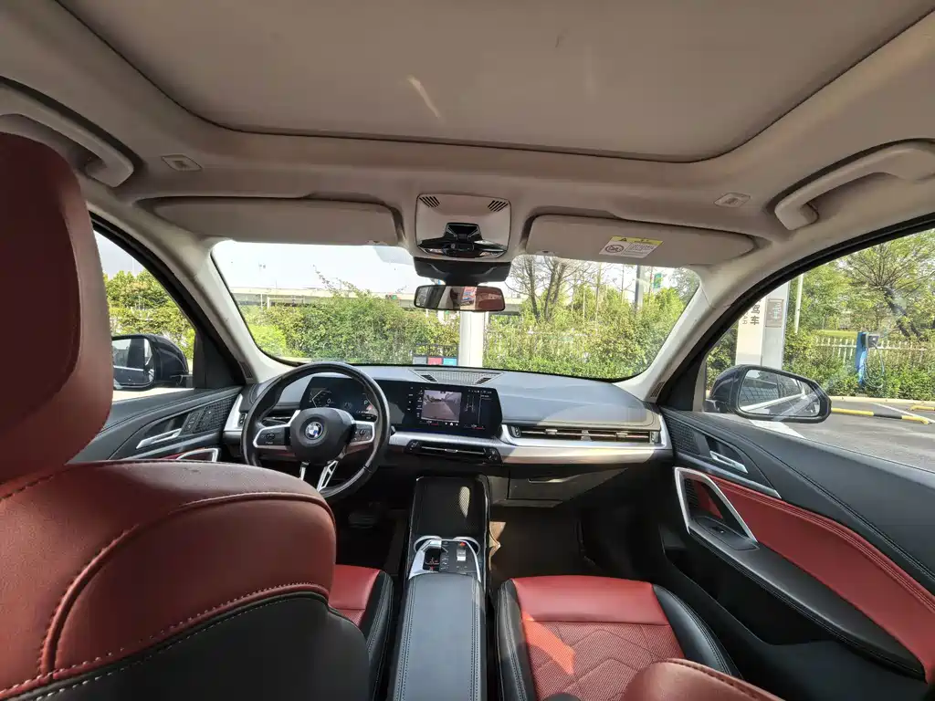 BMW iX1 — миниатюра 18