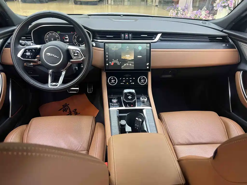 Jaguar XFL — миниатюра 15