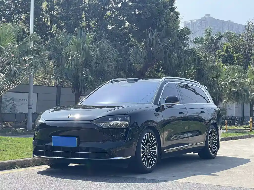 AITO ASK THE WORLD M9