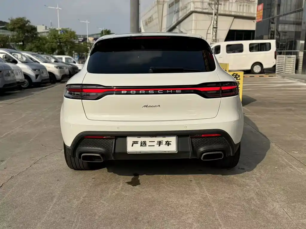 Porsche Macan — миниатюра 8