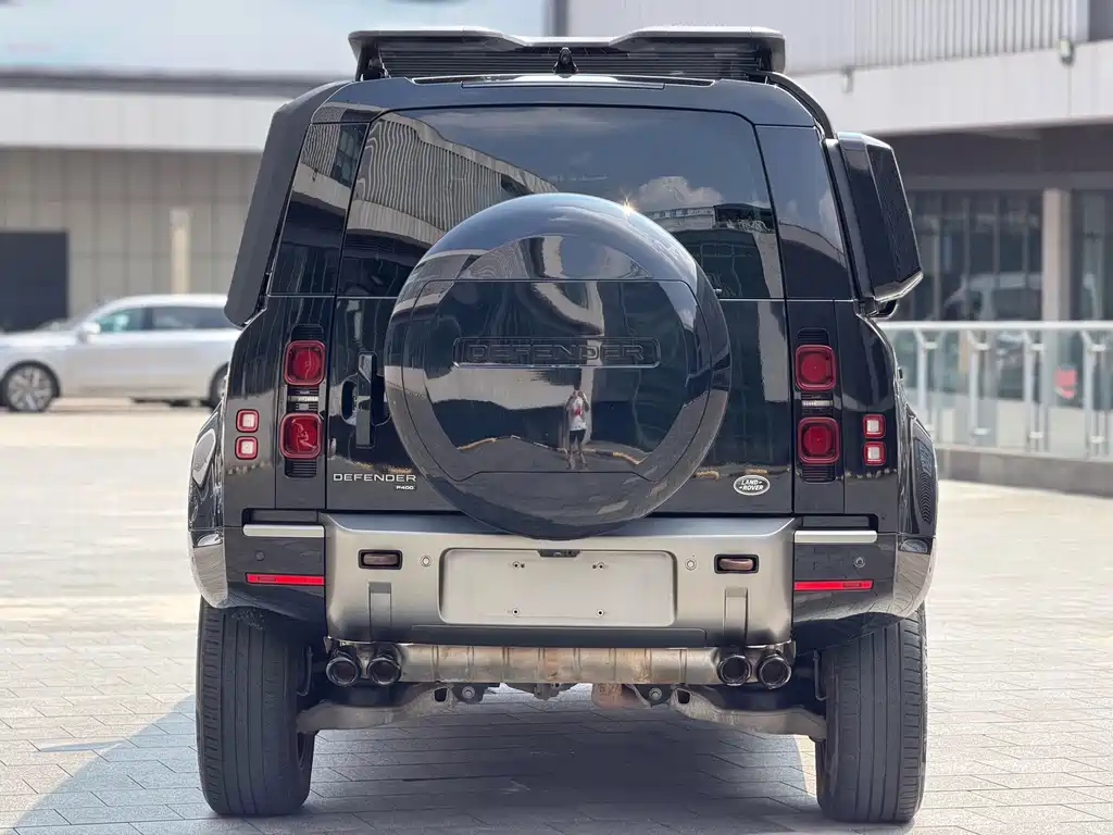 Land Rover Defender — миниатюра 16