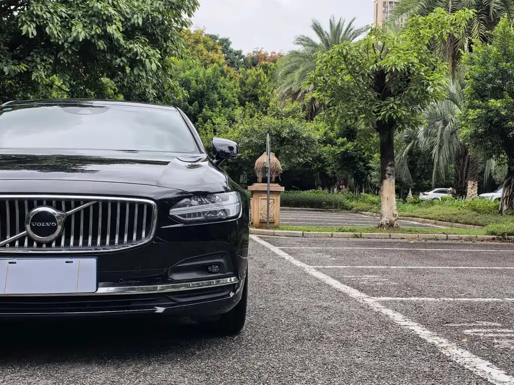 Volvo S90 — миниатюра 14