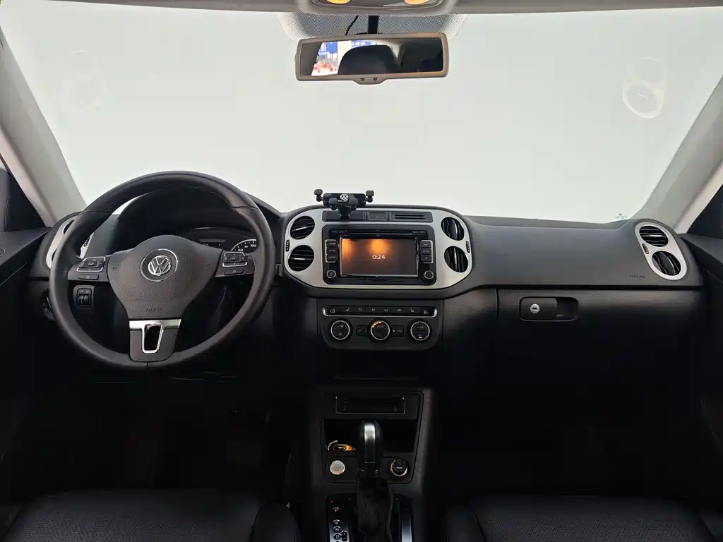 Volkswagen Tiguan — миниатюра 22