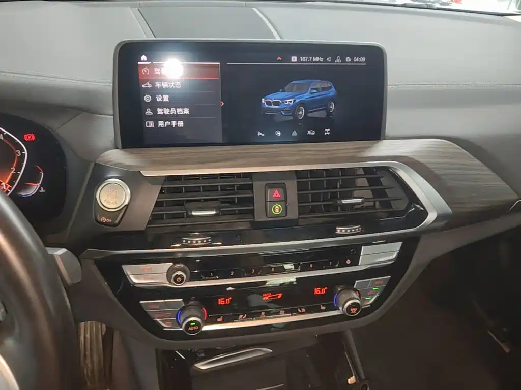 BMW X3 — миниатюра 13