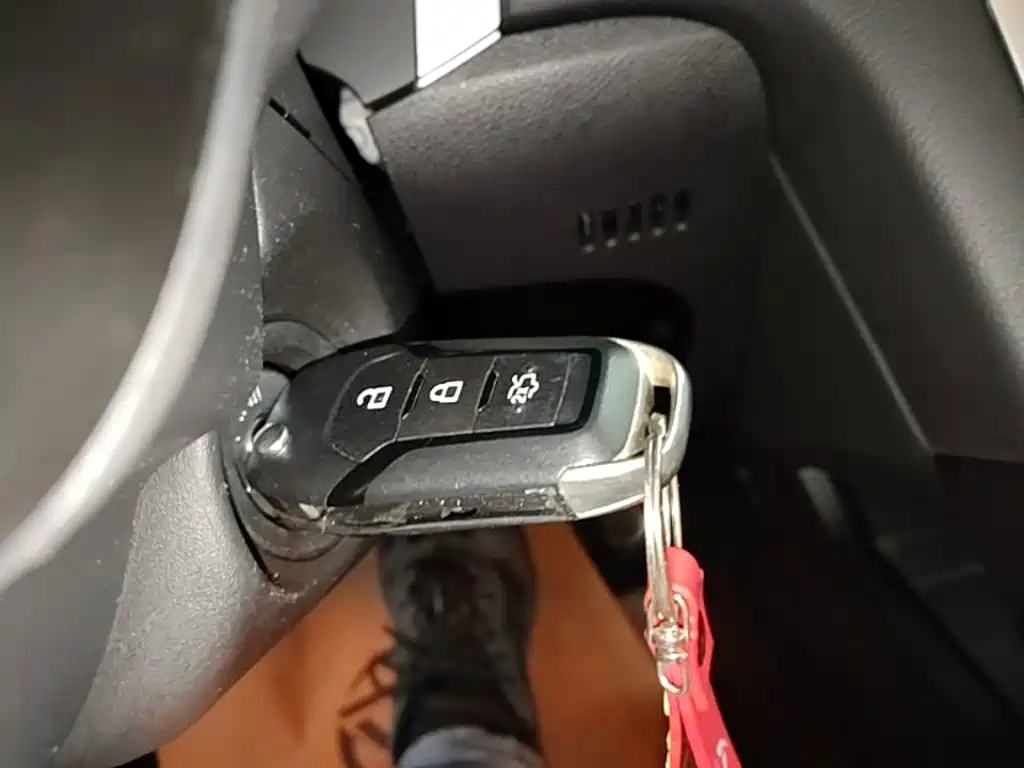 Ford Mondeo — миниатюра 9