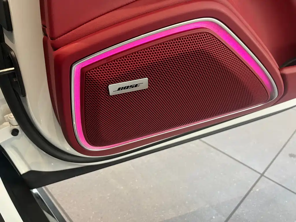 Porsche Panamera — миниатюра 9