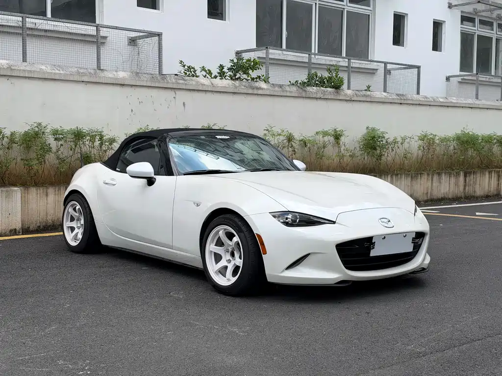 Mazda MX-5 — миниатюра 4