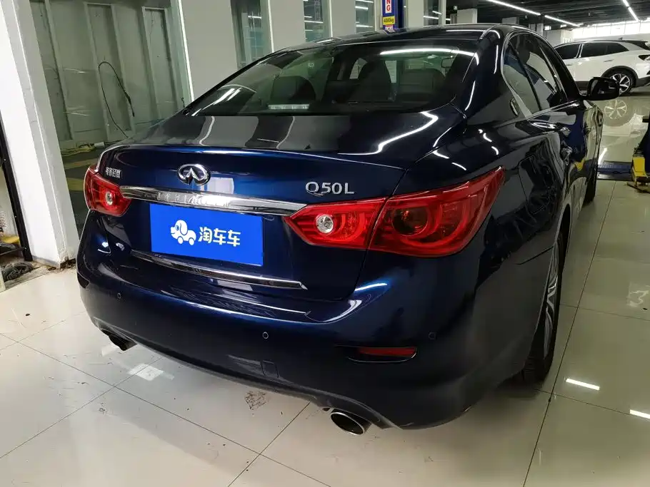 Infiniti Q50L — миниатюра 3