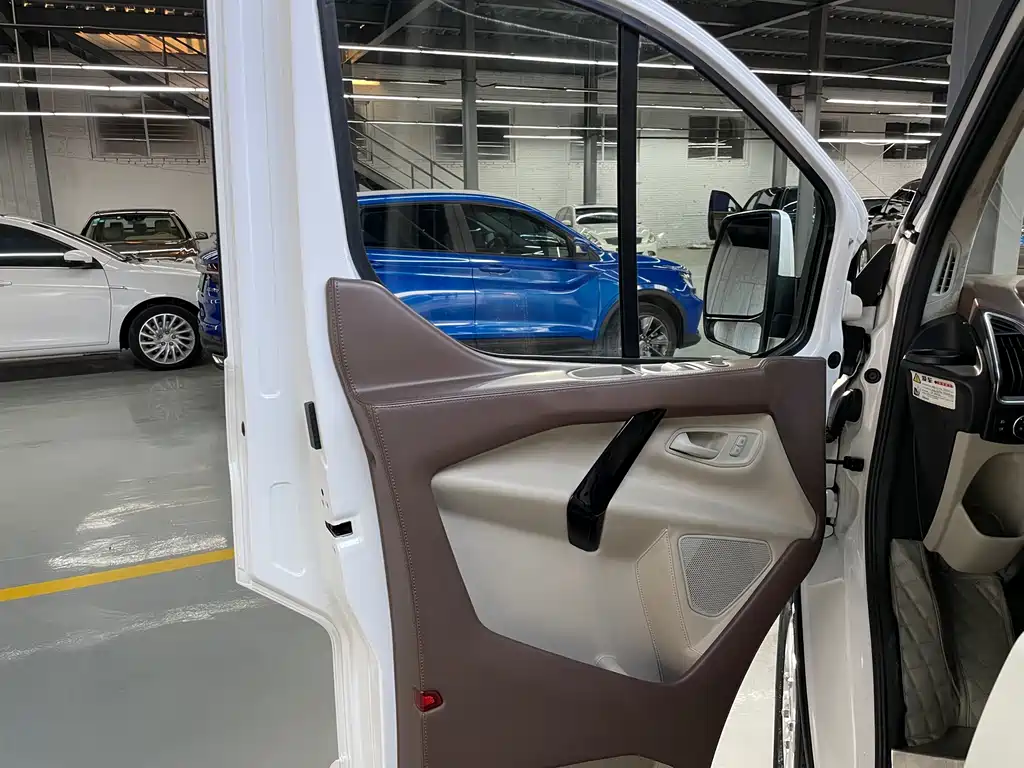 Ford Tourneo 2020 2.0T AT Elite VI