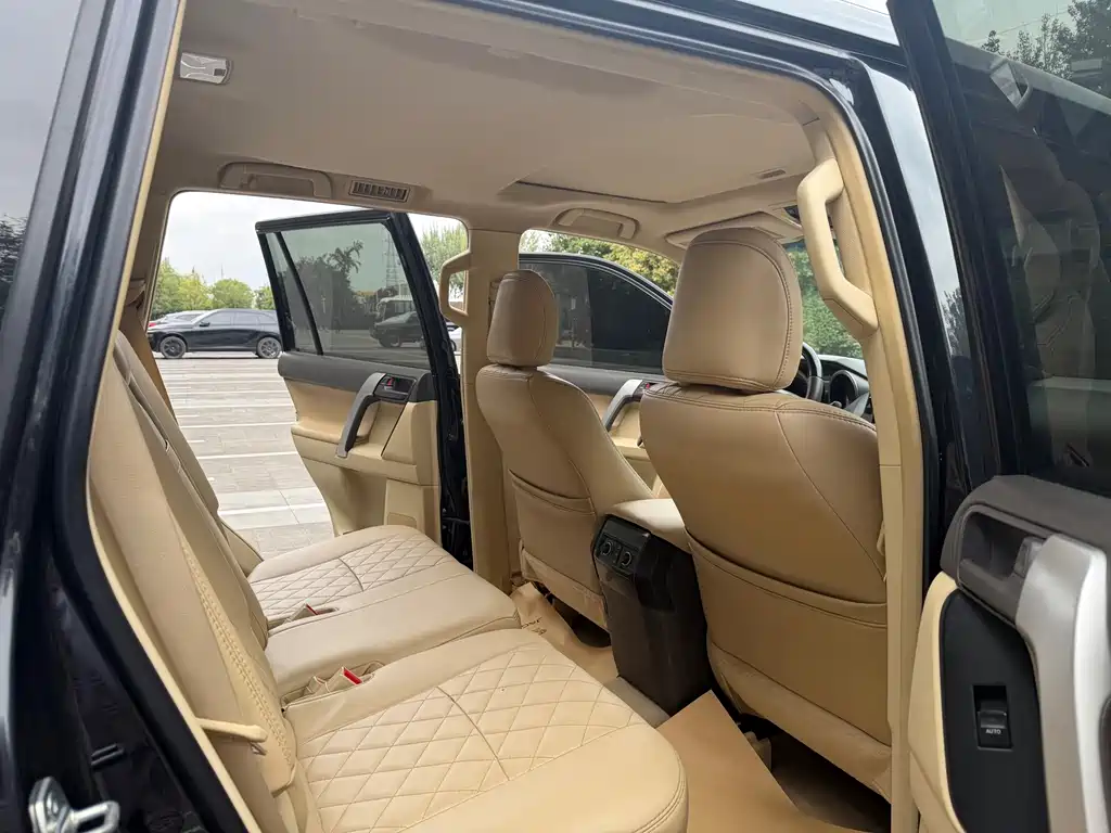 Toyota Prado (Import) — миниатюра 13