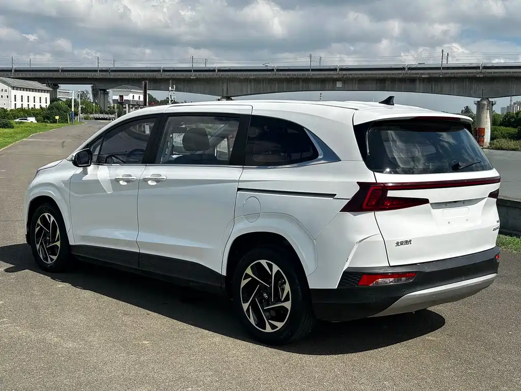 Hyundai Custo — миниатюра 18