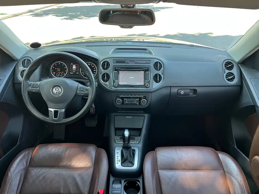 Volkswagen Tiguan — миниатюра 14