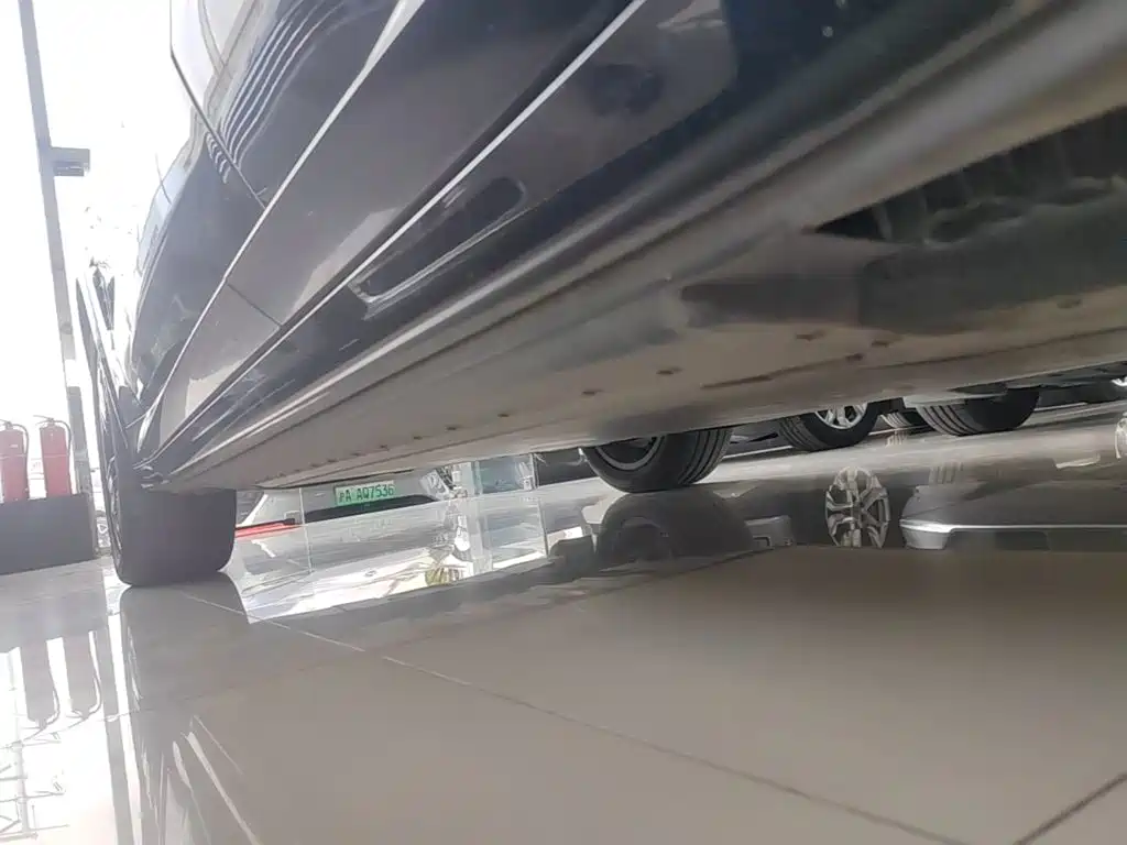 BMW iX3 — миниатюра 22