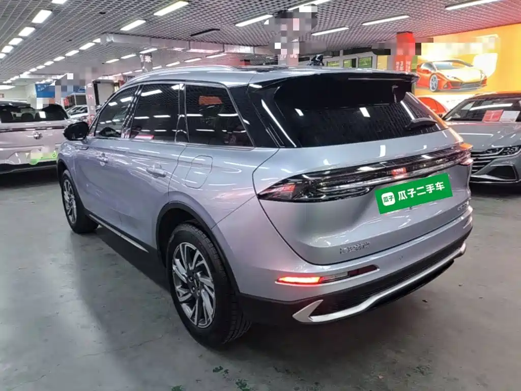 Lincoln Corsair — миниатюра 5