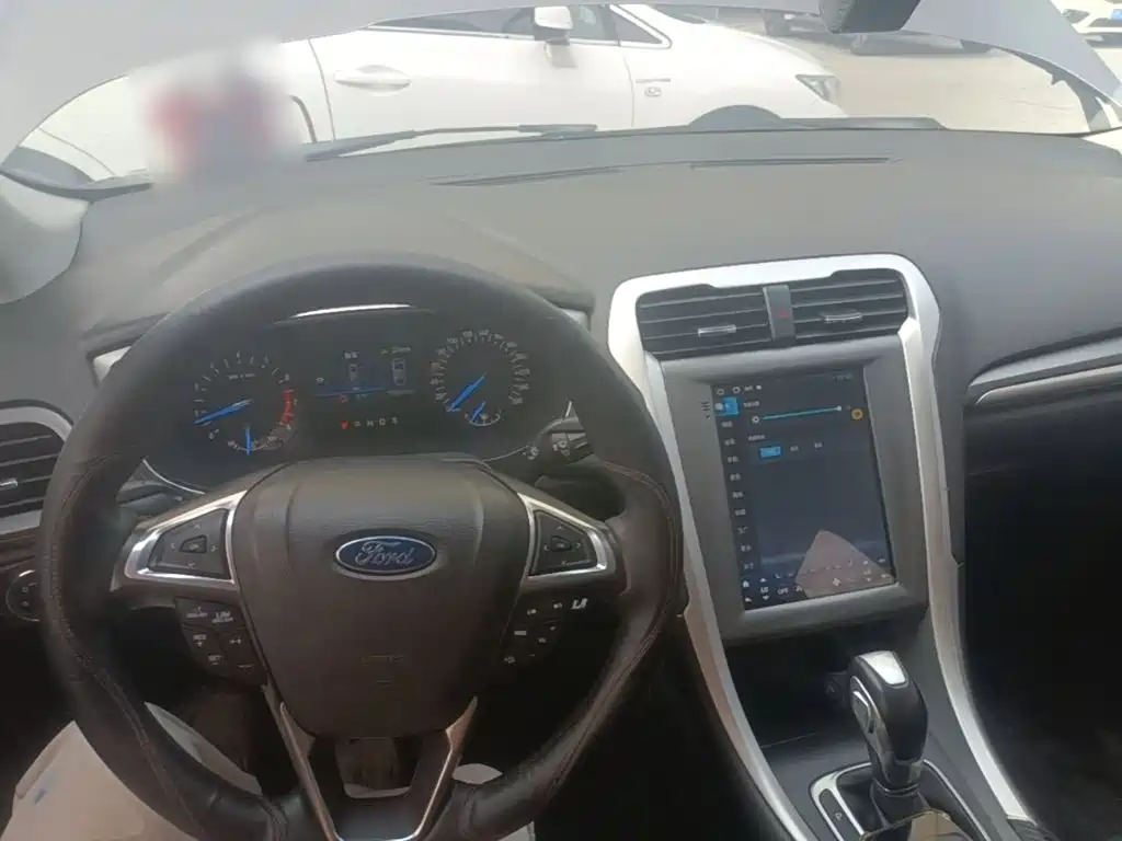 Ford Mondeo — миниатюра 10