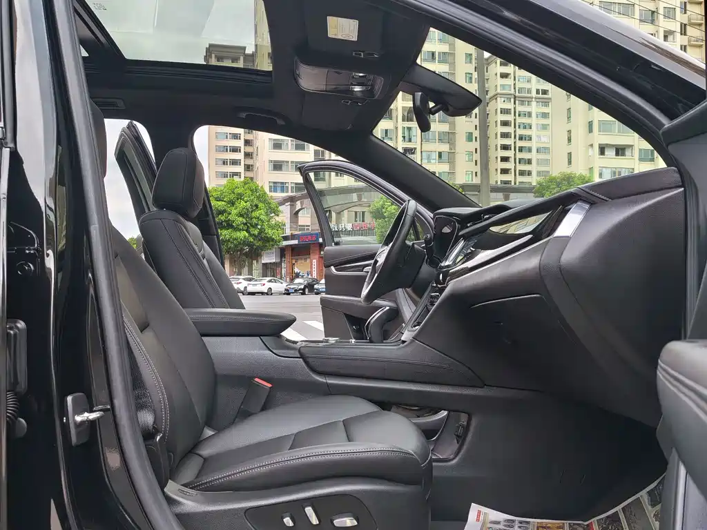 Cadillac XT6 — миниатюра 24