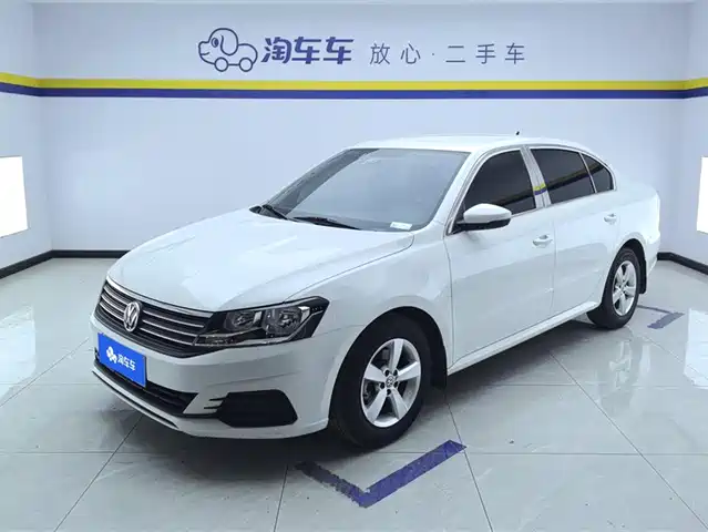 VOLKSWAGEN LAVIDA 2021