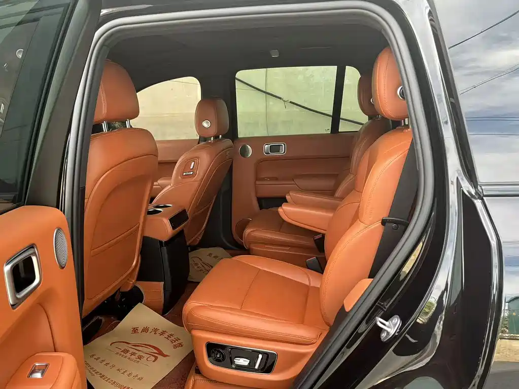 Li Auto Li L8 — миниатюра 8