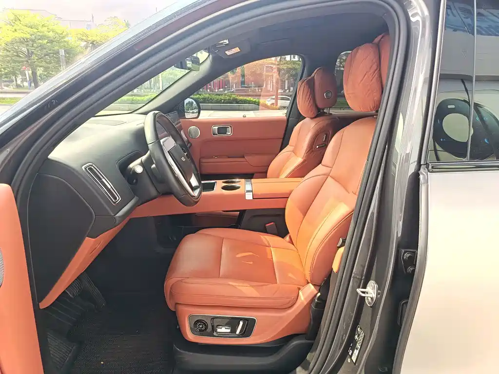 Li Auto Li L8 — миниатюра 5
