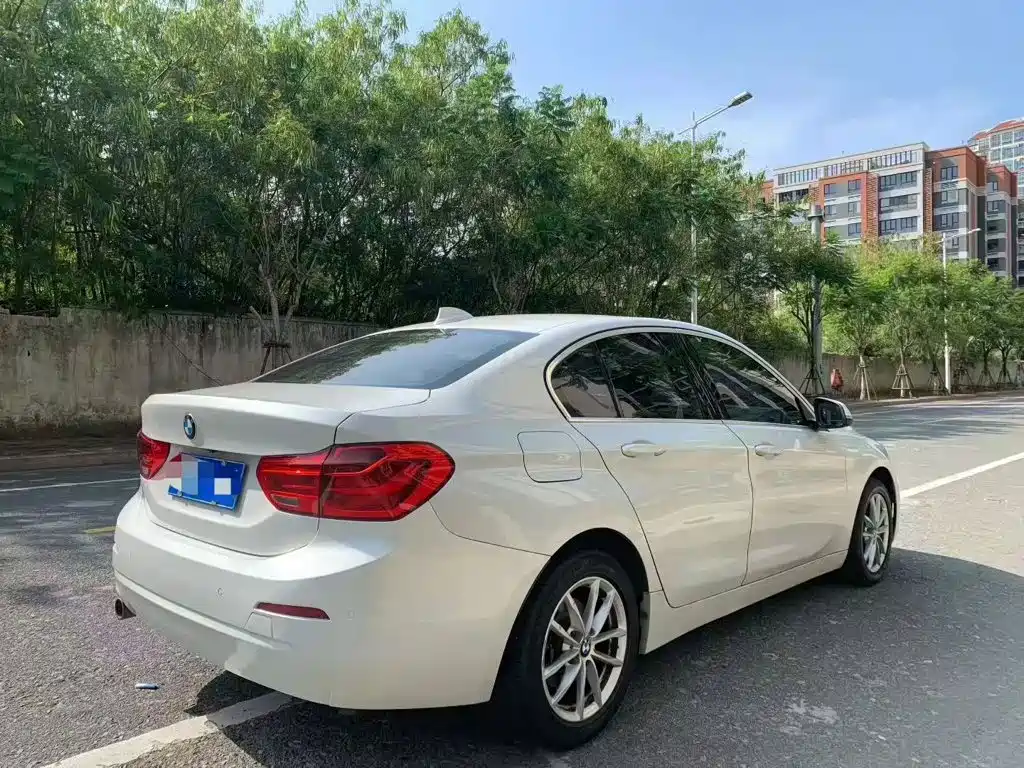 BMW 1 Series — миниатюра 6