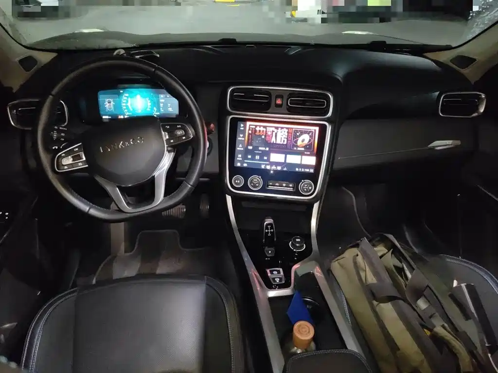 Lynk & Co 01 EM-P 2018 1.5T PHEV Pro V
