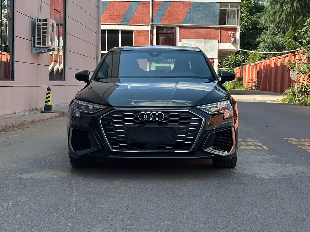 Audi A3 2021 A3L Limousine 35 TFSI Luxury Sport