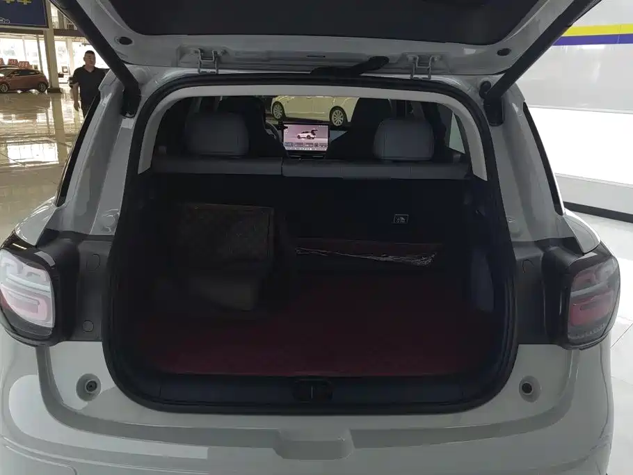 Leapmotor Leapmotor A10 — миниатюра 4