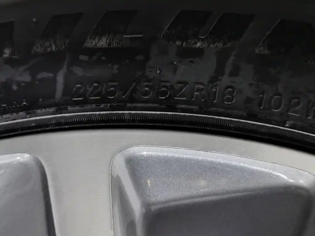 Geely Haoyue — миниатюра 24