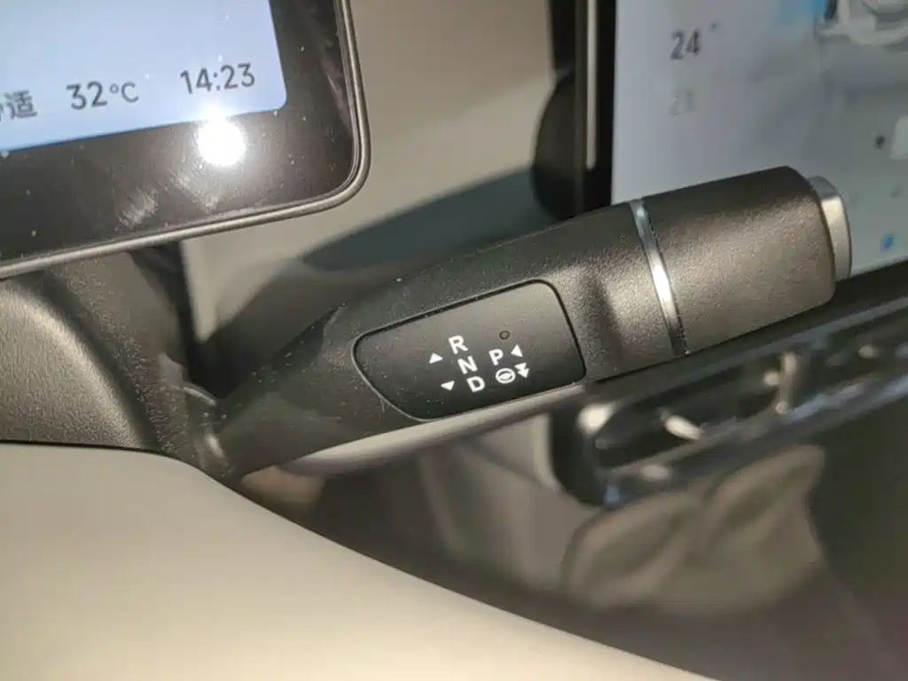 Leapmotor Leapmotor B10 — миниатюра 14