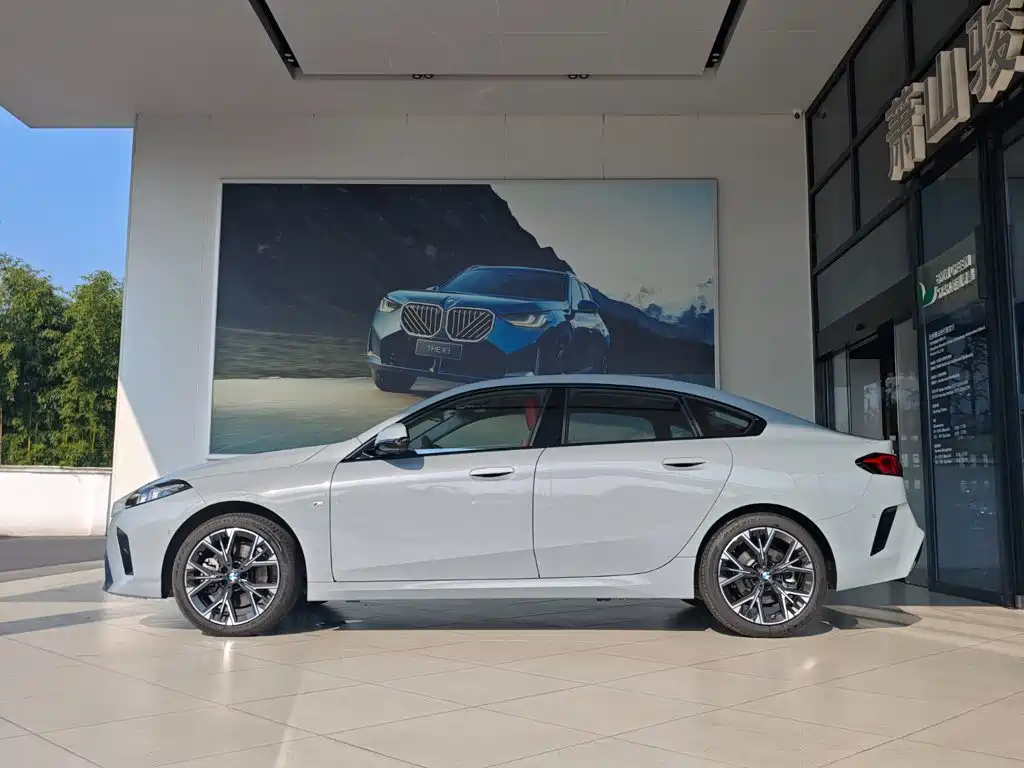 BMW 2 Series — миниатюра 3