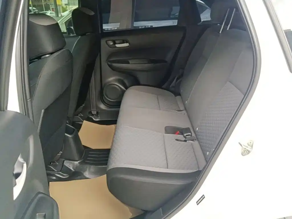 Honda Fit — миниатюра 17