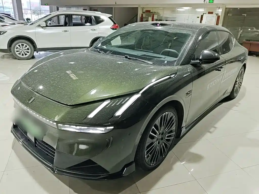Lynk & Co 10 — миниатюра 2