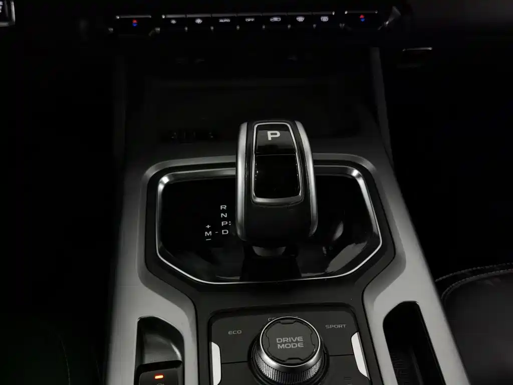 Geely Haoyue — миниатюра 13