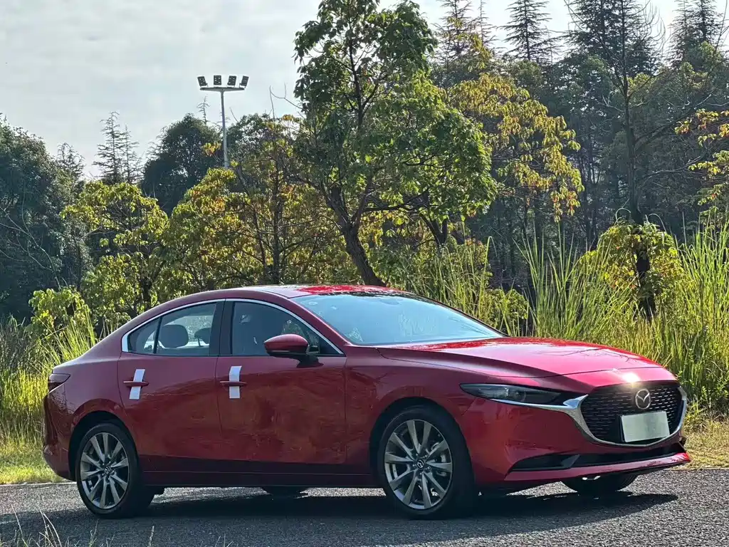 Mazda 3 Axela — миниатюра 3