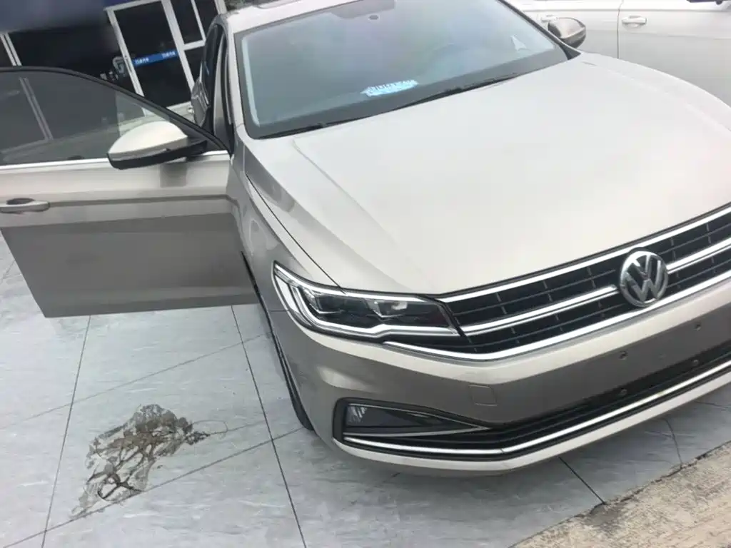 Volkswagen Bora — миниатюра 4