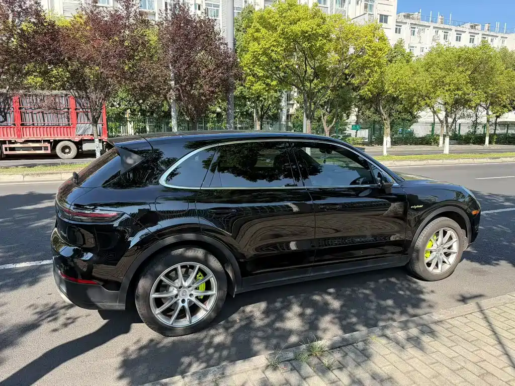 Porsche Cayenne 2019 E-Hybrid 3.0T