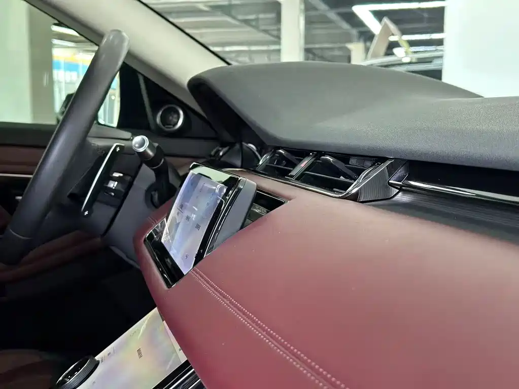 Land Rover Evoque — миниатюра 25
