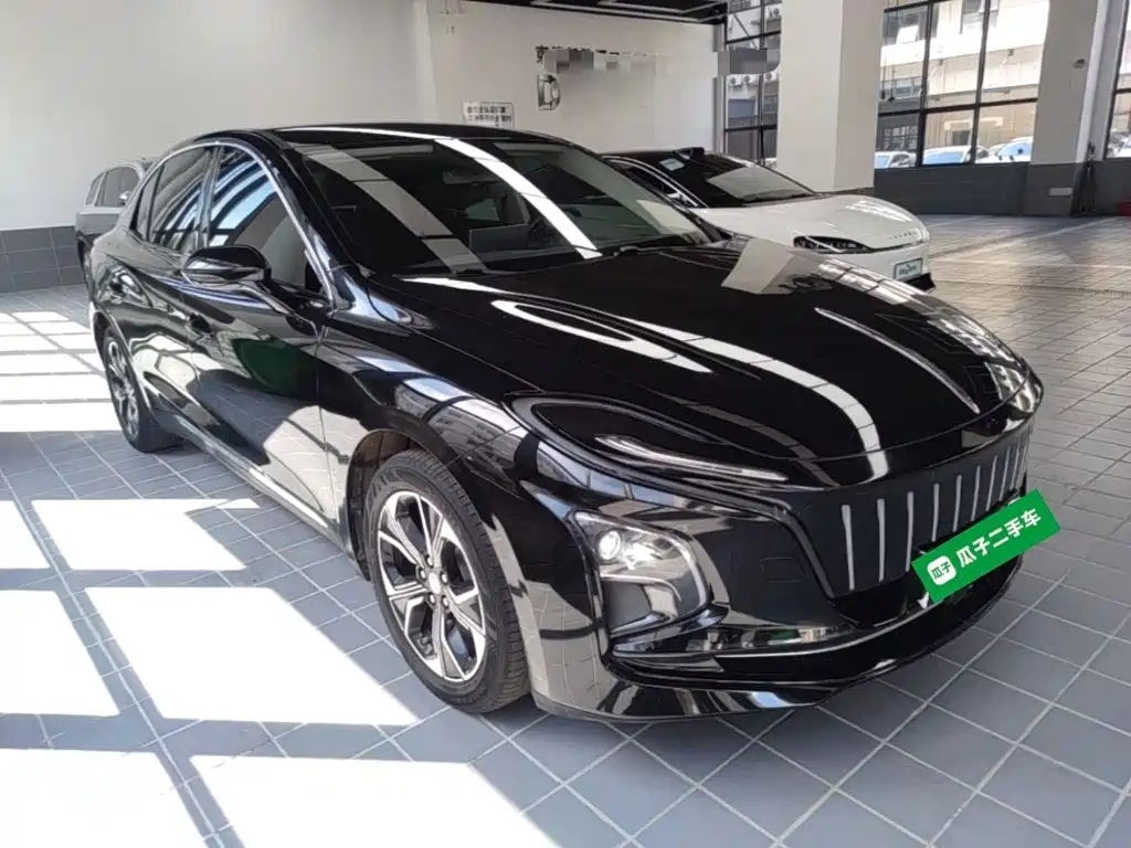 Hongqi Hongqi E-QM5 — миниатюра 4