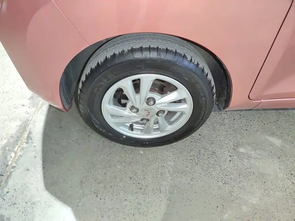 Wuling MINIEV — миниатюра 23