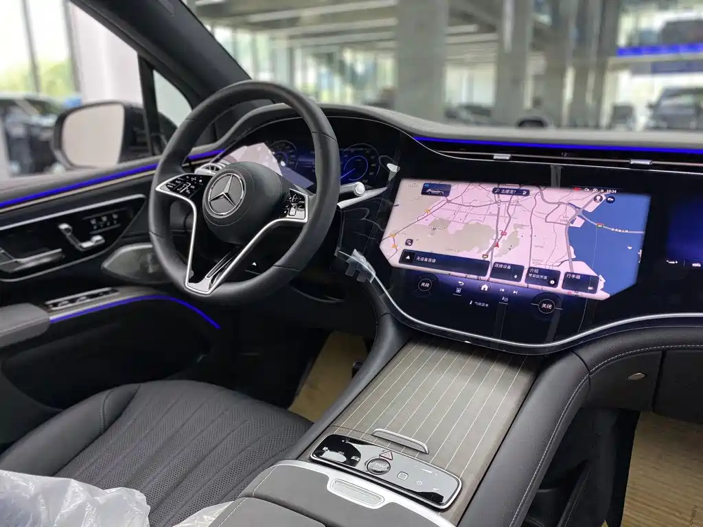 Mercedes-Benz EQS SUV — миниатюра 36