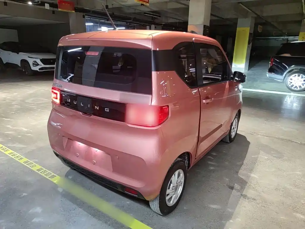 Wuling MINIEV — миниатюра 7