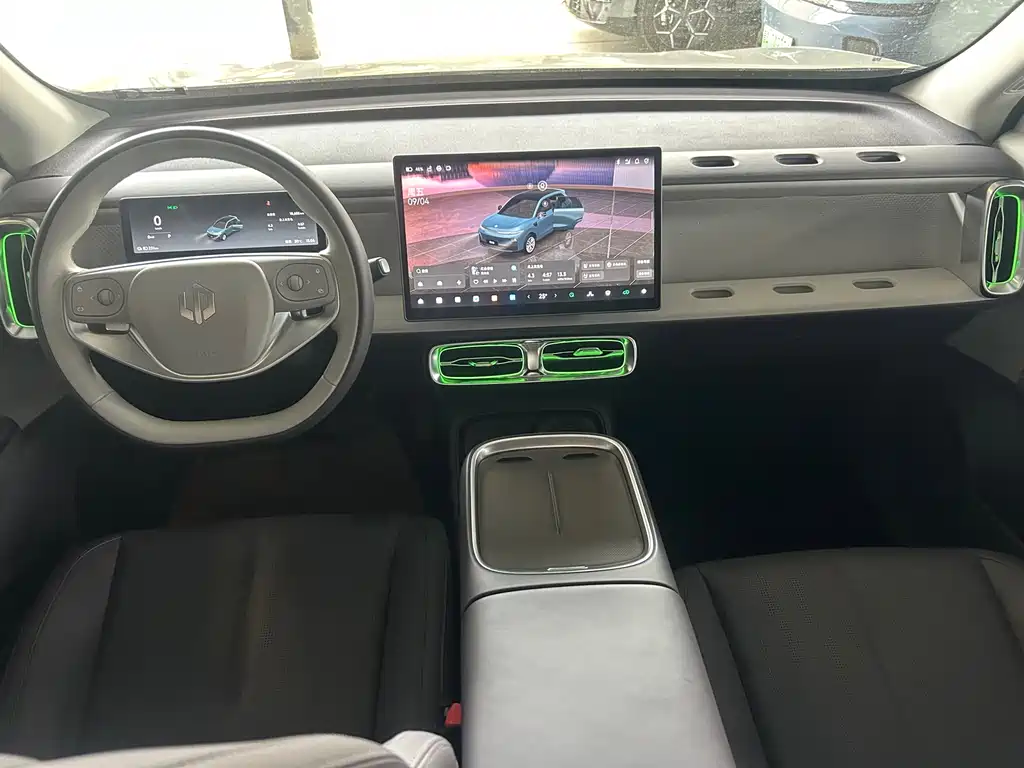 Leapmotor Leapmotor B10 — миниатюра 3