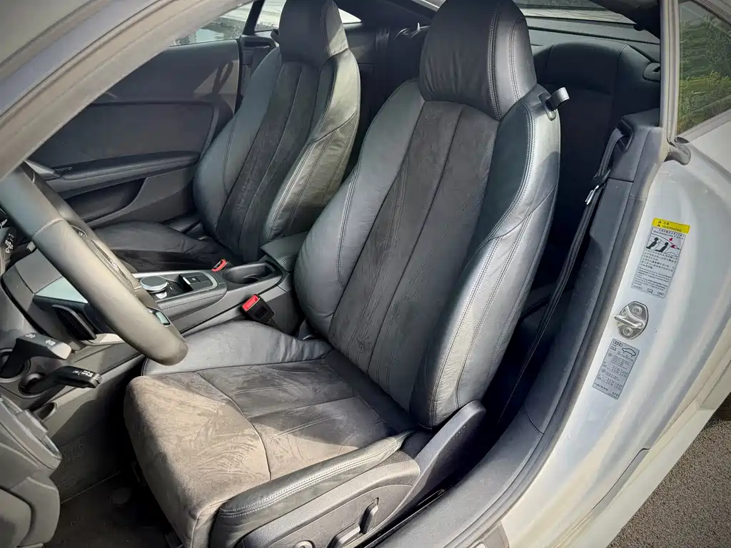 Audi TT — миниатюра 12