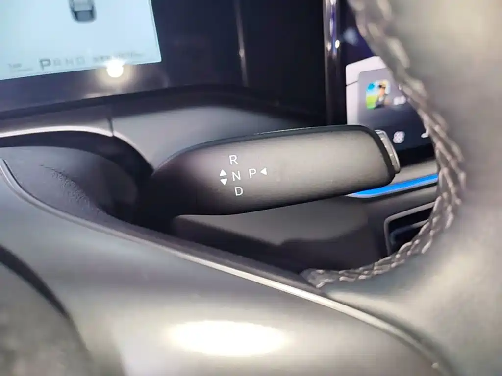 BYD L DM-i — миниатюра 14