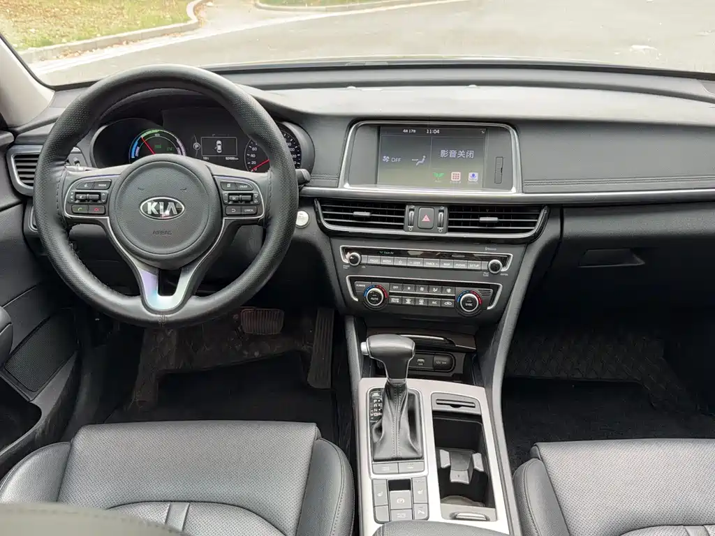 Kia K5 New Energy — миниатюра 16