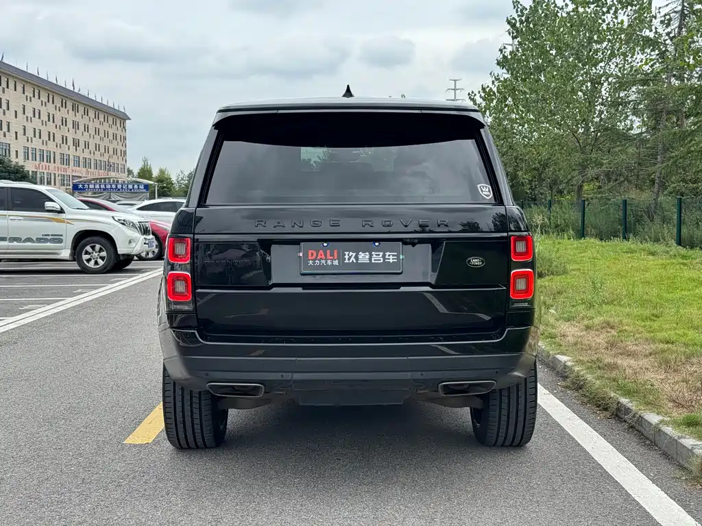Land Rover Range Rover — миниатюра 5