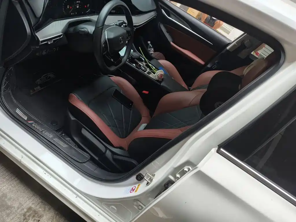 Changan Eado — миниатюра 8